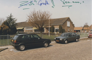 F014818 Foto uit een serie opnamen voor de taxatie WOZ 1995 - School met de Bijbel te Grafhorst.