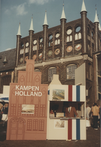 F014991 Hanzedagen van 1983 in Lübeck Duitsland. Kamper markt delegatie voor de gemeente kampen, J.W. Boekhoven, R.G. ...