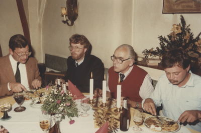 F015017 Hanzedagen van 1983 in Lübeck Duitsland. Kamper markt delegatie voor de gemeente kampen, J.W. Boekhoven, R.G. ...