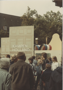 F015025 Hanzedagen van 1983 in Lübeck Duitsland. Kamper markt delegatie voor de gemeente kampen, J.W. Boekhoven, R.G. ...