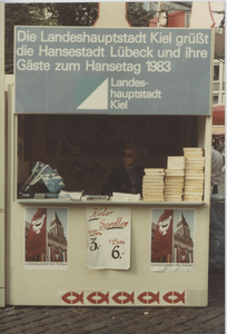 F015032 Hanzedagen van 1983 in Lübeck Duitsland. Kamper markt delegatie voor de gemeente kampen, J.W. Boekhoven, R.G. ...