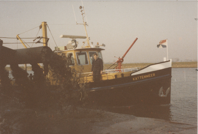 F015125 Bagger werkzaamheden (monding van de IJssel ?) met het schip Kattenmeer .