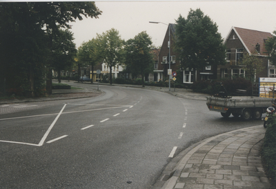 F015180 IJsselmuiden Burgemeester van Engelenweg (serie van 30 foto's voor de inspectie van de trottoirs door ...