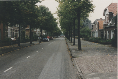 F015184 IJsselmuiden Burgemeester van Engelenweg (serie van 30 foto's voor de inspectie van de trottoirs door ...