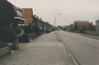 F015202 IJsselmuiden Plasweg (serie van 30 foto's voor de inspectie van de trottoirs door gemeentewerken IJsselmuiden).
