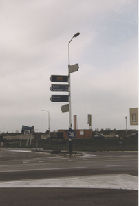 F015432 Verkeerssituaties in IJsselmuiden - kruising Oostellandenweg en Zwolseweg.