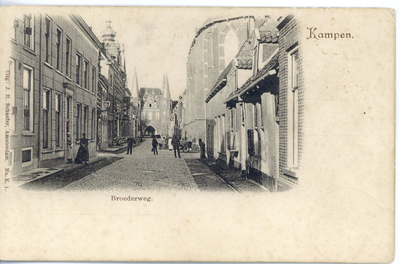 F015985 Ansichtkaart Broederweg met Broederpoort.