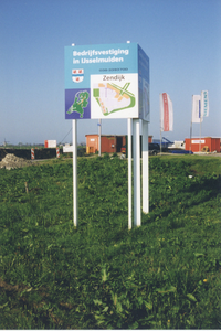 F016118 IJsselmuiden start bedrijventerrein Zendijk.
