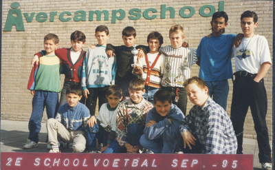 F016399 Avercampschool Kampen - 2de plek bij het schoolvoetbal.