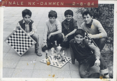 F016403 Avercampschool Kampen - Finale Nederlands Kampioenschap dammen.