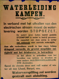 WOII000131 Affiche van de Waterleiding Kampen betreffende door het uitvallen van de elektrische stroom moest de ...