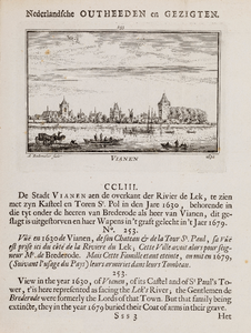 Gezicht over de Lek, met enkele vaartuigen waaronder een varende veerpont, op de stad Vianen met rechts de toren van ...