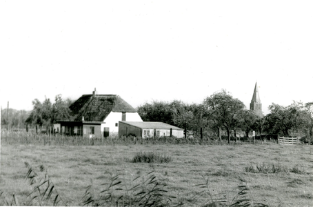 Oud boerderijtje (voorheen Becht) gelegen aan Perenlaantje/Achterdijk