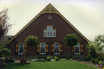  Boerderij 'Sprokkelenburg' in 1904 gebouwd in opdracht van H.J.K.J.W. baron van Heeckeren van Enghuizen van ...
