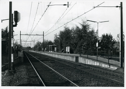 Station Bunnik aan de Groeneweg gezien vanaf zijde A12