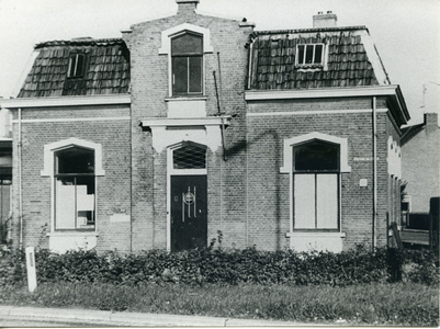  Oude postkantoor hoek Van Hardenbroeklaan - Provinciale weg