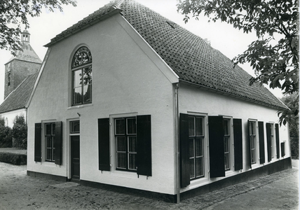  Witte Huisjes aan het Kerkpad. Gerestaureerd in 1975 en nu dienst doende als vergaderruimte voor verenigingen en ...