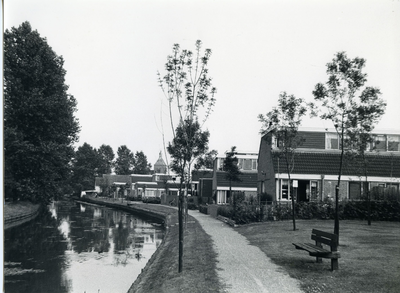  Wandelpad en nieuwe woningen aan de Kromme Rijnzijde van de Langstraat