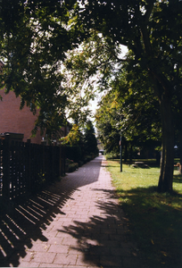  Pad langs plantsoen Van Merkensteijngaarde