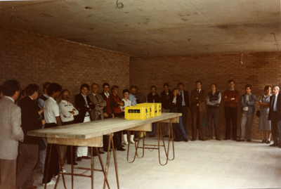  Uitbreiding gemeentekantoor 1983/1984, pannenbier