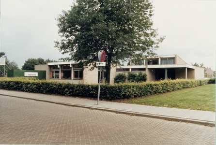  Openbare basisschool 'De Bongerd', gezien vanaf de St. Nicolaaslaan