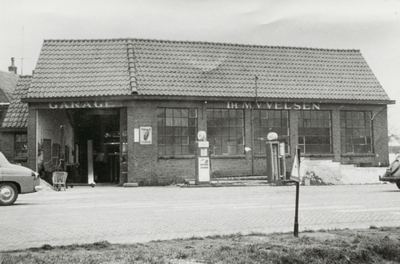 Garage Van Velsen, hoek Stationsweg/Dorpsstraat