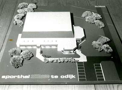  Maquette van sporthal 'De Lindenhof'.