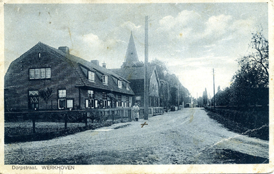  De Dorpsstraat, thans Herenstraat gedeelte tussen de rooms-katholieke kerk en de Brink