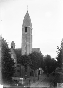  De Nederlands-hervormde kerk.