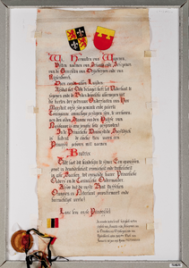  Gehistoriseerde proclamatie van de geboorte van H.K.H. Prinses Beatrix op 31 januari 1938, voorzien van zegels van ...