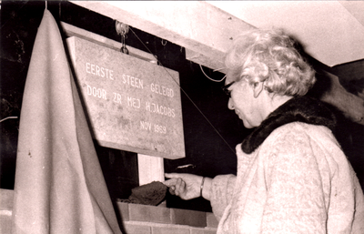  Eerste steenlegging Zusterhuis 'Trekpot' Julianaziekenhuis november 1969