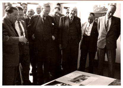  Bezoek tentoonstelling architect Rietveld, ter gelegenheid van de excursie van de gemeenteraad