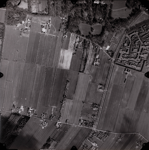  Luchtfoto gemeente Doorn: Langbroek-zijde met oa. Gooyerdijk en park Huis Doorn (strook 004, foto 0069)
