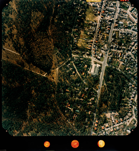  Luchtfoto (kleur) gemeente Doorn: Heuvelrug-zijde met oa. Amersfoortseweg, Oude Algemene Begraafplaats, Kaaplaan (nr. 5863)