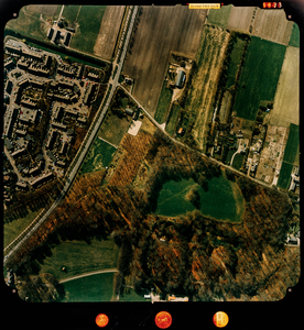  Luchtfoto (kleur) gemeente Doorn: Langbroek-zijde met oa. Langbroekerweg, Achterweg, park Huis Doorn (nr. 5873)