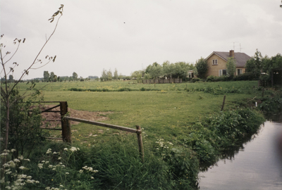 De boerderij achter het bruggetje waarop Daan Gillisen gefotografeerd is.