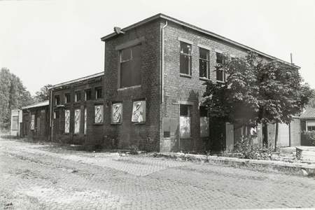  Melkfabriek Galak in vervallen staat, gesloopt in 1985