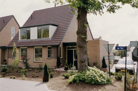  Nieuwe huizen aan de Tol, woningen staan precies binnen de voormalige gemeente Amerongen, de straat binnen Leersum