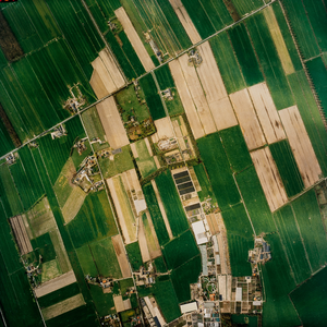  Luchtfoto van de gemeente Leersum met gebied rond de Darthuizerweg en de Zandweg (serie III, V6138)