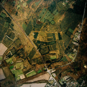  Luchtfoto van de gemeente Leersum met gebied rond de Maasbergseweg en de Utrechtsebaan (serie III, V6140)