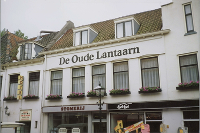 Hotel De Oude Lantaarn.