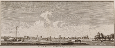  Gezicht over de Lek (met schepen) op de stad Wijk bij Duurstede met veerhuis, kasteel, kerk en twee molens