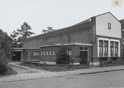  Voormalige Merseberchschool, later Galerie Project, weer later kantoor.