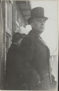  Burgemeester Everwijn Lange op de dag van zijn 12½ jarig ambtsjubileum op 30-4-1937