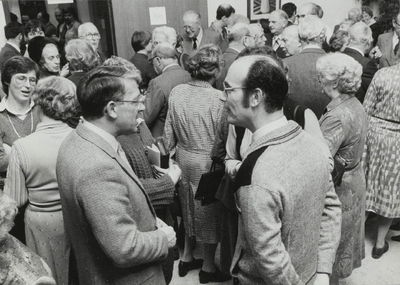  Nieuwjaarsreceptie 1982.Publiek in de raadszaal.