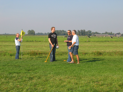  Uitje ambtenaren Algemene Zaken Maarn, boerengolf