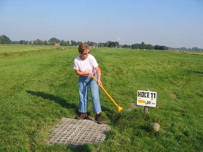  Uitje ambtenaren Algemene Zaken Maarn, boerengolf