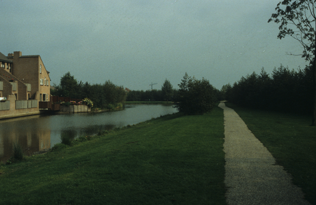  Het voetpad langs het Imkerspad richting Het Rond ter hoogte van de Appelgaarde.