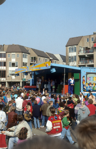53078 De Nintendo-Telekids Road Show met Irene Moors op het Rond.