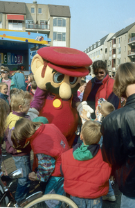 53081 De Nintendo-Telekids Road Show met Irene Moors op het Rond.